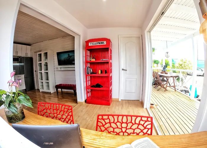 بيت للعطل Berolo 4 *